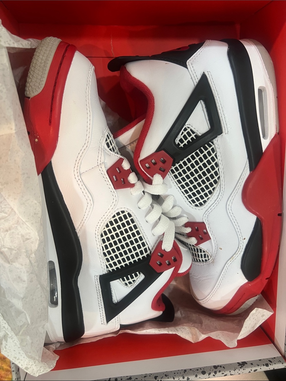 Air Jordan 4 Retro (GS)White/Red/Black Retro Basketball Sneakers